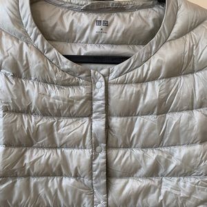 Uniqlo ultra light down jacket